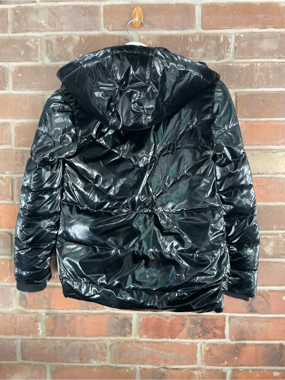 Girls Black Quilted Puffer Jacket with Fleece inside and Hood size Small, 7/8